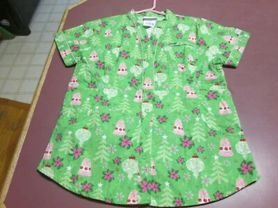NWT PINK POINSETTA & LIGHT GREEN Scrub Top TIE BACK NEW BY Uniform Advantage XS - Image 1 of 4