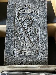 Sons of Anarchy: The Complete Series (DVD, 2015, 30-Disc Set) Has 7 Seasons,Book - Picture 1 of 4