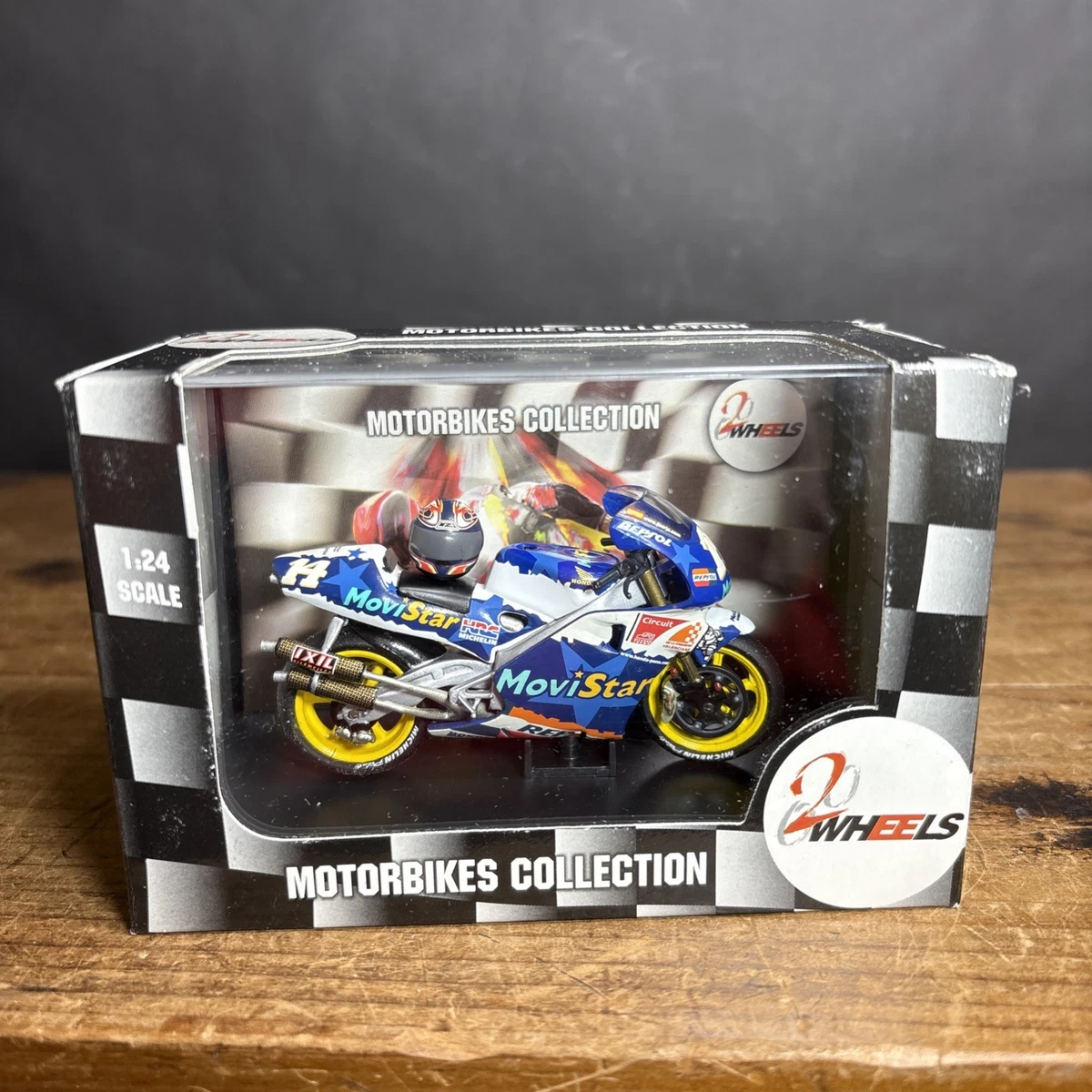 1:24 Scale Plastic Limited Edition Diecast Motorcycles & ATVs for