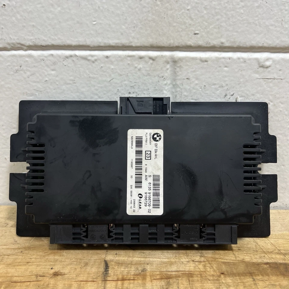 BMW 328I 2006-2010 AHL FRM II 2 módulos de control de luz de espacio para pies OEM Foto 1 de 4