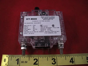 Interruptor disyuntor HY MAG DDA1A0010 D-DAACA1-TA17XBP-BS1500X 15a 120v máx.  - Imagen 1 de 3