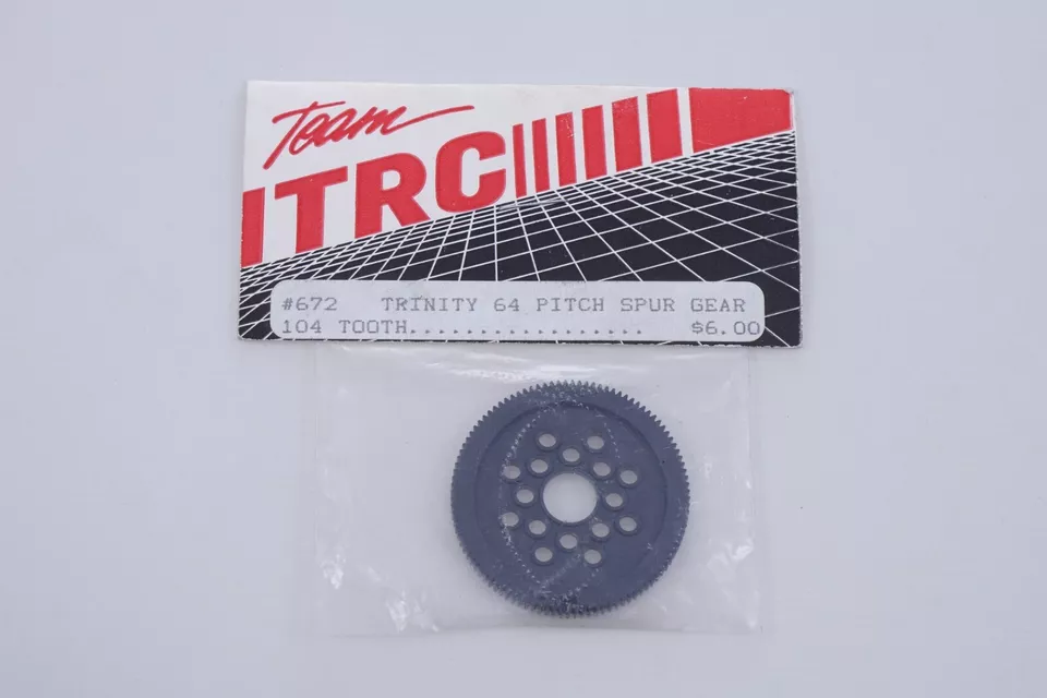 Team TRC Trinity 64 Tonhöhe Sporn Gear 104 Zahn 672 Modell - Bild 1 von 1