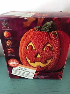 Vintage Wilton Halloween Cake Pan 3D Stand Up Witch Scarecrow Pumpkin Head NEW! - Picture 1 of 3