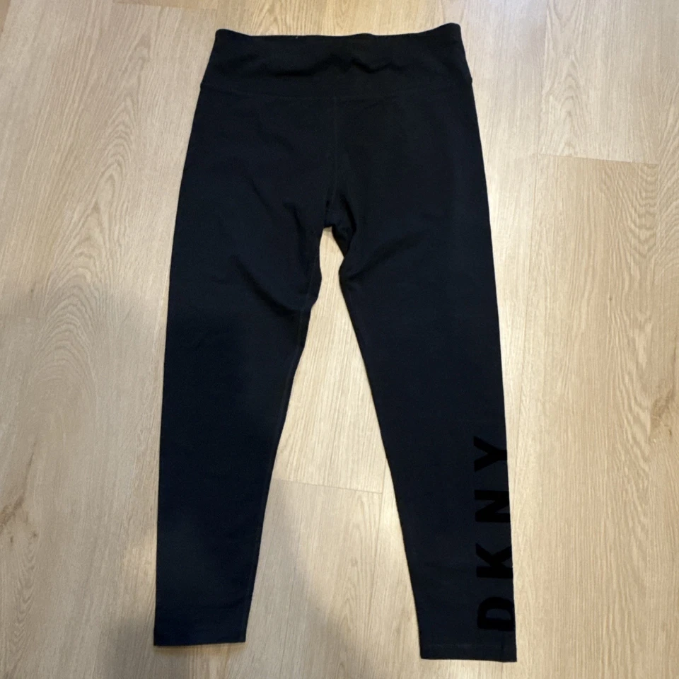 🖤 Leggings DKNY Sport XL - Pantalones de yoga elásticos con logotipo audaz | Athleisure Chic Foto 1 de 4