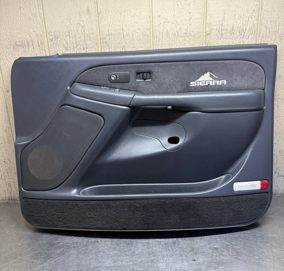 99-02 GMC Sierra 2500 HD Panel de moldura de puerta delantera derecha con interruptores grafito OEM Foto 1 de 4