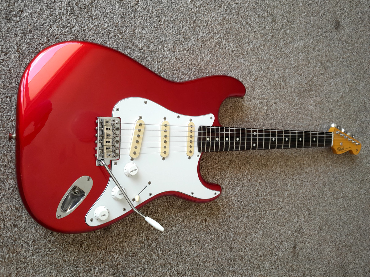 Tokai AST-80 ストラトキャスター 楽天市場】Tokai AST104 OCRR 新品 オールドキャンディアップル