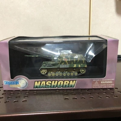 318 1/72 Dragon Armor German Sd.Kfz.164 Nashorn 88th Heavy Tank Destroyer - Image 1 of 4