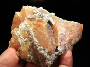 ¡Scheelite octaédrica naranja con moscovita, Xuebaoding, China! SC110 - Imagen 1 de 6