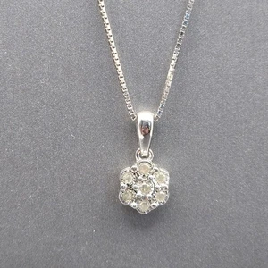 Effy Sterling Silver Diamond Clover Pendant Necklace 18" Box Chain .10 ctw - Picture 1 of 8