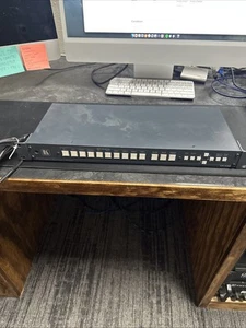 Kramer VP-438 presentation scaler/switcher for HDMI Computer Graphics Composite - Picture 1 of 4