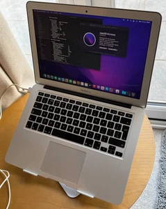 Apple MacBook Air 13 Inch Laptop 2015 Core I5 1.6GHz, 8GB RAM 256GB SSD(L863) - Afbeelding 1 van 7