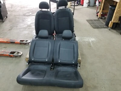 Volkswagen Beetle 2012 conjunto de asientos de cuero sintético *pickup local 14513* Foto 1 de 4