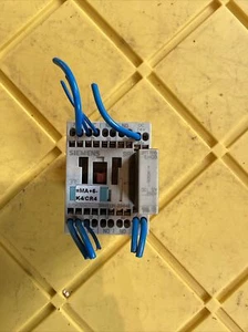 Siemens 31E Power Contactor, 3RH1131-2BB40 - Picture 1 of 3