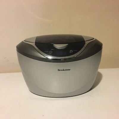 BROOKSTONE ULTRASONIC JEWELRY CLEANER Model: CD-2840 - Image 1 of 4