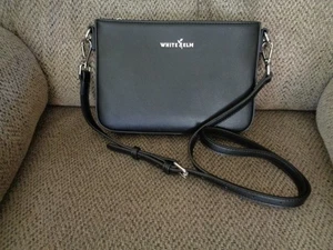 White Elm Ara Premium Vegan Leather Convertible Crossbody/Clutch in Black NWOT! - Bild 1 von 15