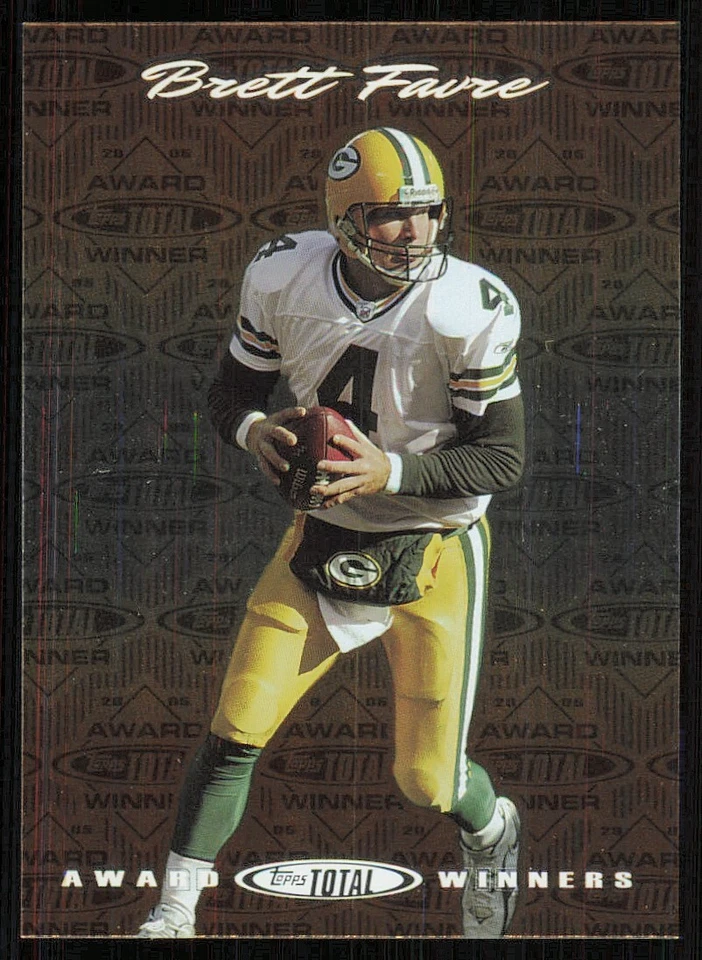 2006 Topps Total Award Winners #AW3 Brett Favre - Image 1 of 2