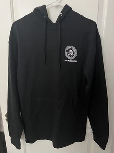 DOJ FBI SACRAMENTO OFICINA FEDERAL INVESTIGACIÓN HOMBRES SUDADERA CON CAPUCHA NEGRA MEDIANA NUEVA SIN ETIQUETAS M - Imagen 1 de 3