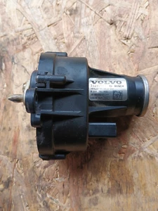 Volvo V40 2.0 D2 Diesel Intake Manifold Valve Actuator Motor 31293737 2017 - Picture 1 of 5