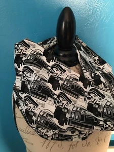 Bufanda infinita geométrica blanca y negra R2-D2 - Imagen 1 de 3