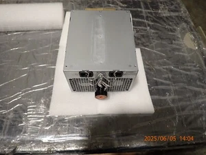 071-000-600-04 EMC 1100W AC Power Supply for DS60 - Picture 1 of 6