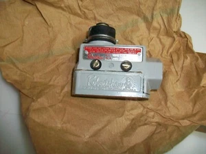 ROBERTSHAW SBH2-7PN LIMIT SWITCH - Picture 1 of 5
