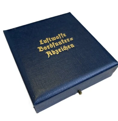 WWII German Luftwaffe Radio Operators Badge case box - Image 1 of 4