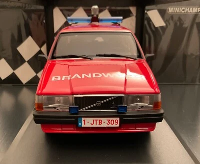 VOLVO 740GL Break Station Wagon Ambulance 1986 1/18 Minichamps - Immagine 1 di 4