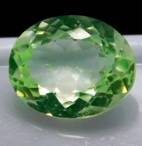 Natural 4.20 Ct Green Peridot Oval Cut Certified Loose Gemstone VVS Clarity - Picture 1 of 8