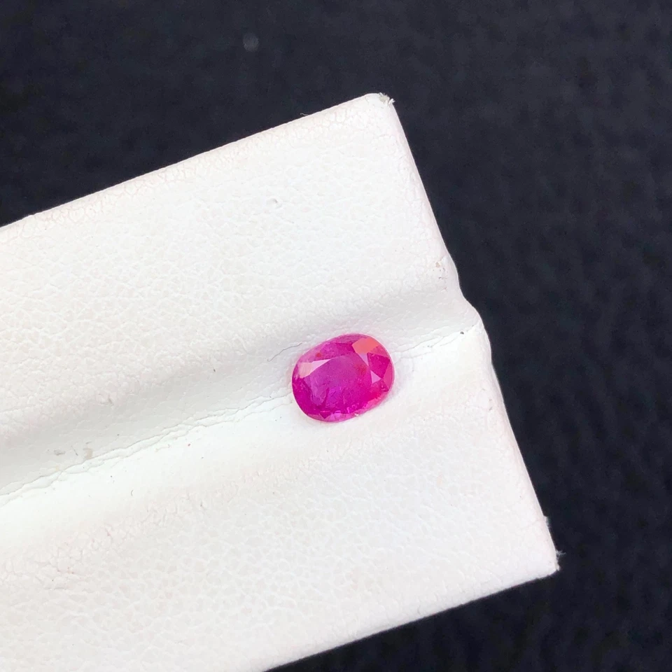 0.80 Cts Natural cut Rubellite Tourmaline Loose gemstone from Afghanistan. - Image 1 of 4