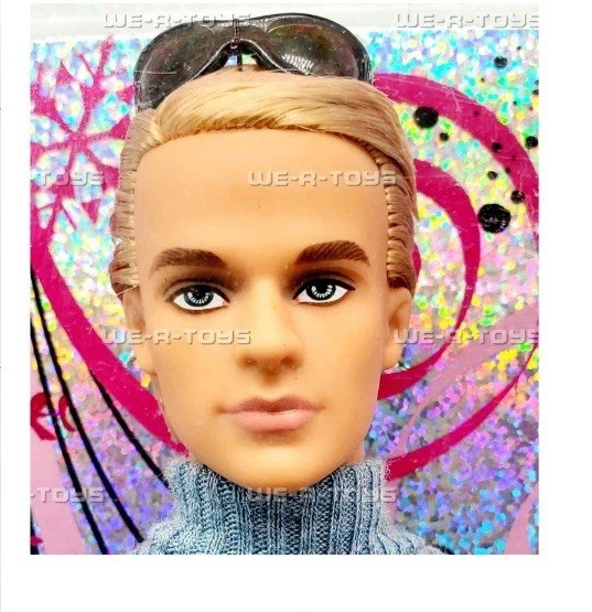 Barbie Fashion Fever Ken Doll 2008 en suéter azul cuello alto M9330 Foto 1 de 1