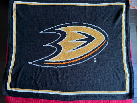 Anaheim NHL Mighty Ducks Heavy/ Large Hockey Blanket Made in the USA Cover