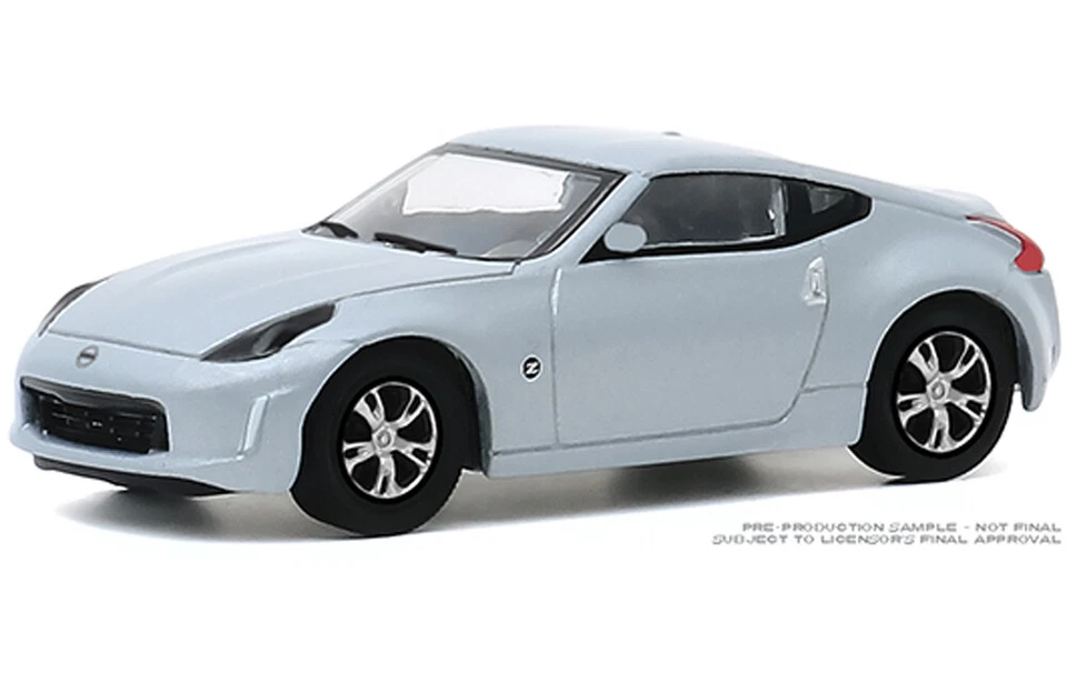 Nissan 370Z 2020 brillante plateado metálico Greenlight 1:64 modelo 47080F-5C2 Foto 1 de 1