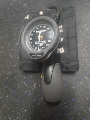 Welch Allyn DS66 血压计类固醇家庭练习套件袖口和规格 — 第 1/4 张图片