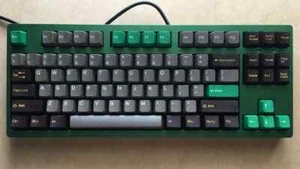 Filco Majestouch 2 Tenkeyless with green metal case and custom keycaps - Picture 1 of 3
