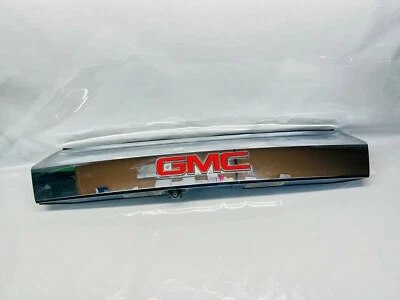 22869814 2010 2011 2012 2013 2014 2015 GMC TERRAIN REAR LIFTGATE TRIM CAMERA - Image 1 of 4