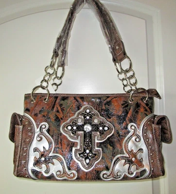 КОРИЧНЕВЫЙ/СЕРЕБРО БЛЕСТЯЩИЙ КРЕСТ И КАМУФЛЯЖ - СУМКА - КРИСТАЛЛ АКЦЕНТЫ #5 - Изображение 1 из 4