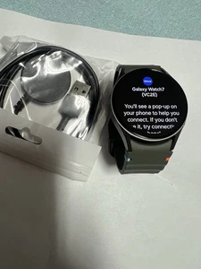 Samsung Galaxy Watch 7 40mm green Smartwatch SM-L300 unlocked - Photo 1 sur 4