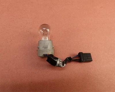 Harley-Davidson Road Glide 2000-2006 montaje de enchufe de bombilla trasera Foto 1 de 4