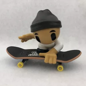 Tech Deck Sk8 Crew Series 1 - Gray Beanie - Picture 1 of 4