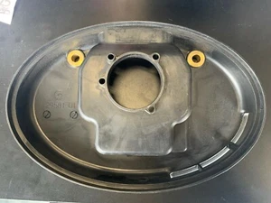 HARLEY DAVIDSON TWIN CAM 29581-01 OR 1A  BACKING PLATE /FILTER / BRACKET - Picture 1 of 7