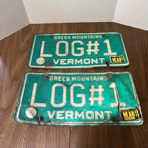 Vintage Pair Of 80s Vermont Logging Vanity License Plate Green Mountain VT - Picture 1 of 8
