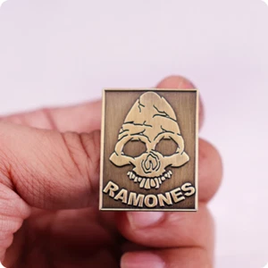 Ramones Metal Lapel Pin Badge Rock Band Music - Picture 1 of 4