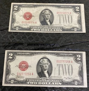 TWO 1928 RED SEAL TWO DOLLAR USA BANK NOTES LEGAL TENDER RARE NICE CONDITION  - Picture 1 of 2