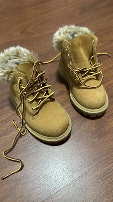 Timberland ребенка ясельного возраста ботинки Sz 6 - Изображение 1 из 4