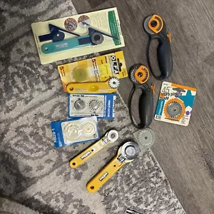Olfa Deluxe 45 mm Rollschneider mit extra Klingen + Fiskarsschneider 11 Stück - Bild 1 von 12