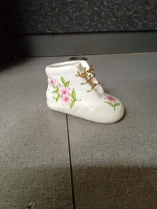 Vintage 3" Porcelain Baby Shoe W/Gold Laces Trinket Holder - Picture 1 of 1