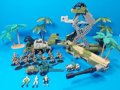 Vintage 1998 Matchbox Mission Bravo Phantom Fortress trailer figures - Image 1 of 4