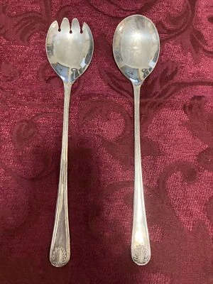 Vintage salad serving fork & spoon made by Sheffield England Silverplate - Image 1 of 3