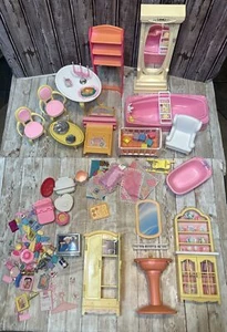 Riesiges 100+ Set Vintage Barbie Mattel Möbel, Küche, Bad Zubehör 1990er Jahre - Bild 1 von 14
