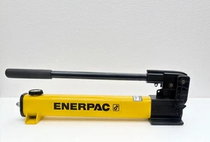 Bomba manual hidráulica de dos velocidades Enerpac P-392 10.000 psi 700 bar - Imagen 1 de 10